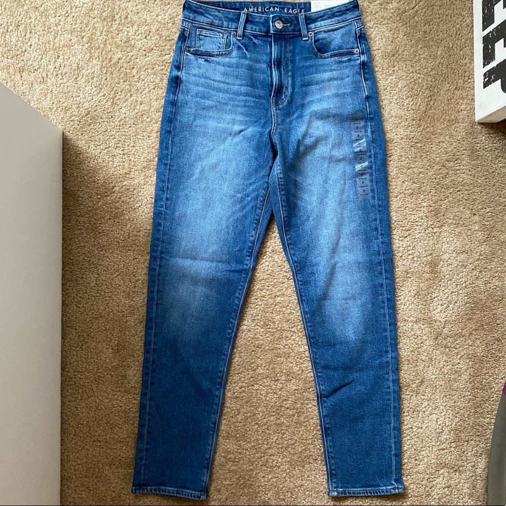 American Eagle Mom Jeans